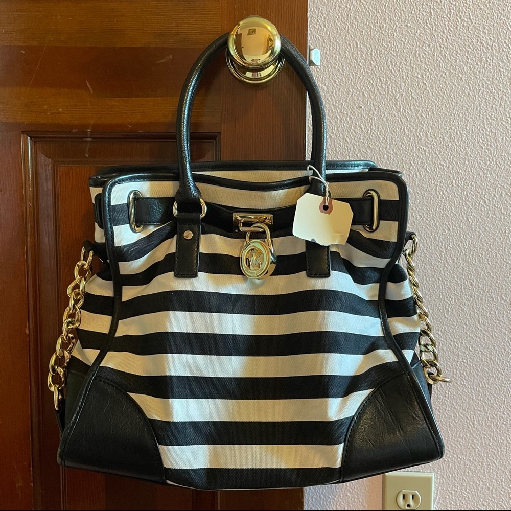 MICHAEL KORS WOMEN HANDBAG